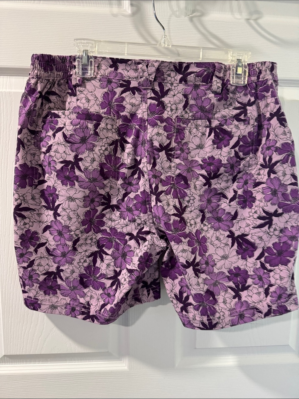 Duluth Trading Co Purple Floral Women's Shorts - Picture 2 of 5